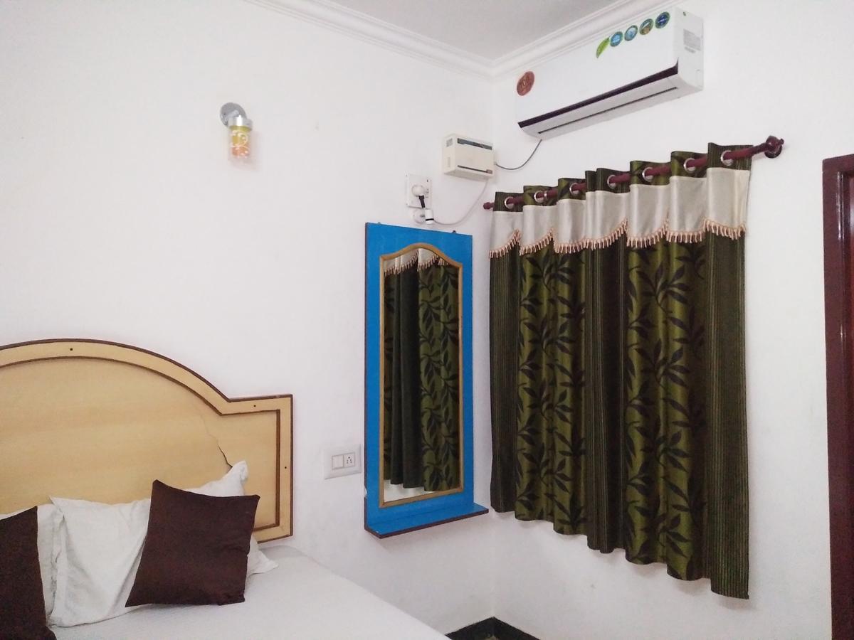 Jayam Residency Hotel Chennai Exterior photo